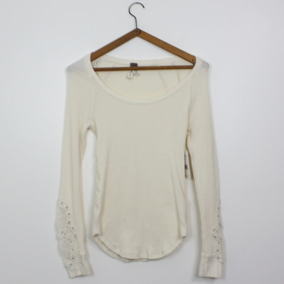 Free People Tops - NWT Free People Synergy Cuff Ivory Thermal Sz S